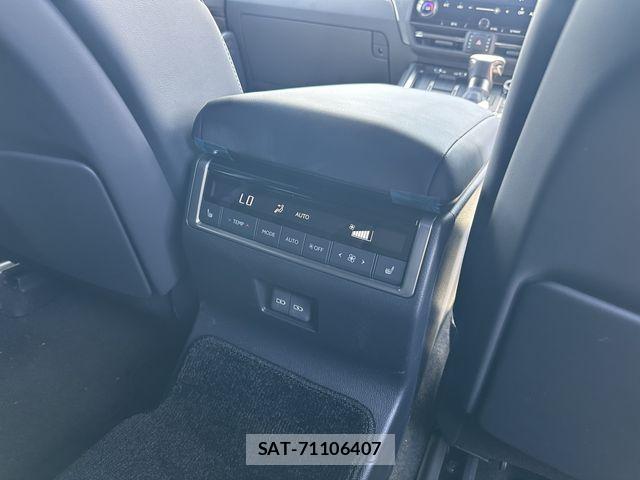 Lexus GX 2025-09 7220903-18