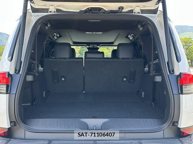 Lexus GX 2025-09 7220903-21