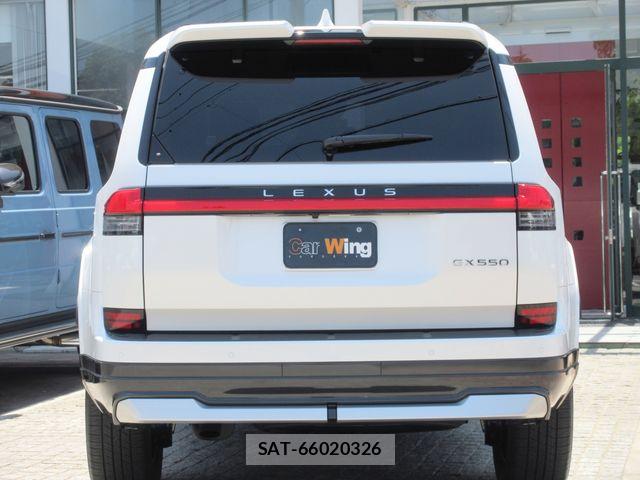 Lexus GX 2025-05 7220891-10