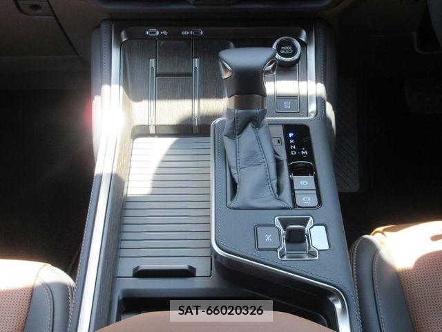 Lexus GX 2025-05 7220891-29