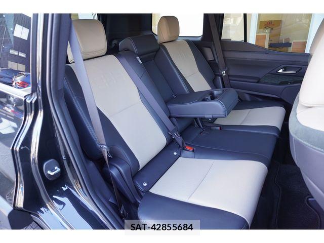 Lexus GX 2026-03 7220906-18
