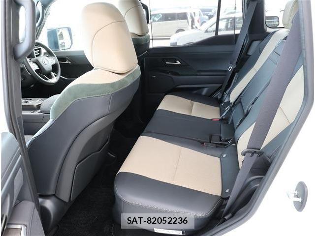 Lexus GX 2025-07 7455369-14