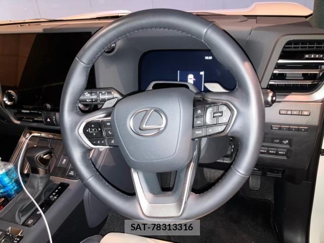Lexus GX 2025-09 7617629-14