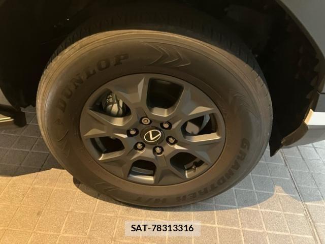 Lexus GX 2025-09 7617629-5