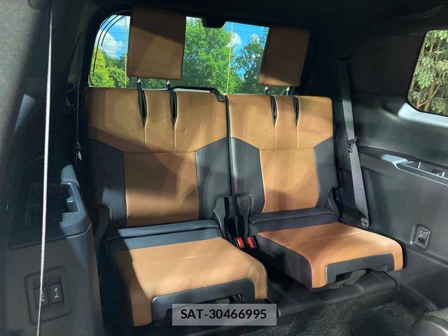 Lexus GX 2025-06 8208350-9