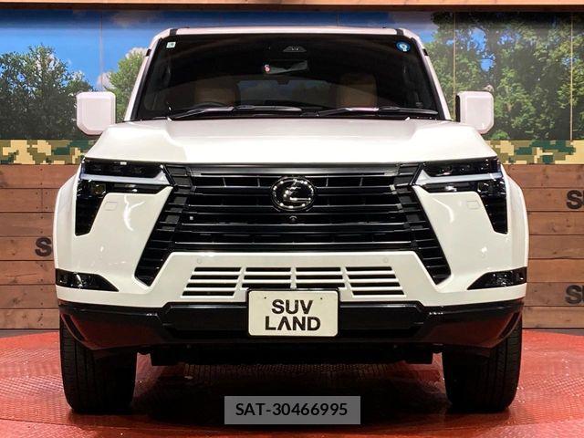 Lexus GX 2025-06 8208350-13