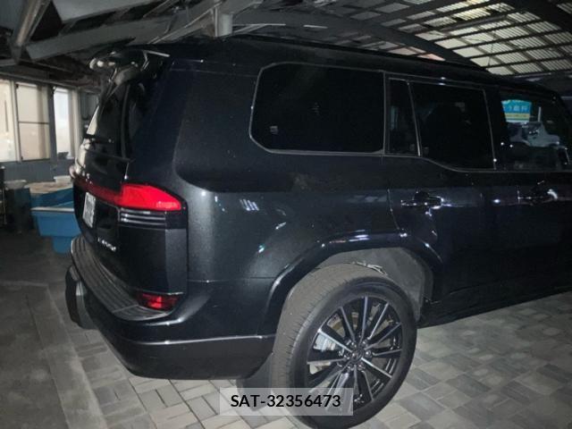 Lexus GX 2025-07 8245701-2
