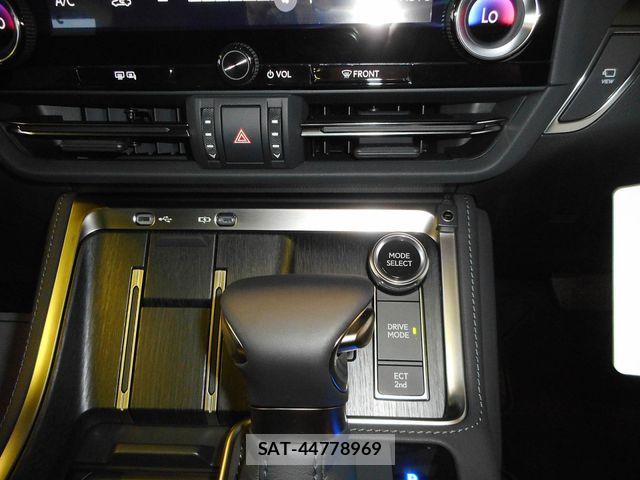 Lexus GX 2026-06 8525492-17