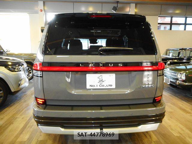 Lexus GX 2026-06 8525492-4