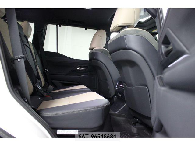 Lexus GX 2026-04 8525494-11
