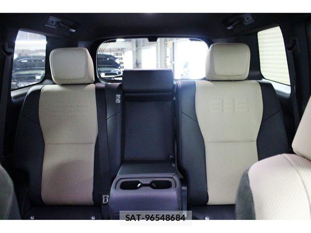 Lexus GX 2026-04 8525494-13