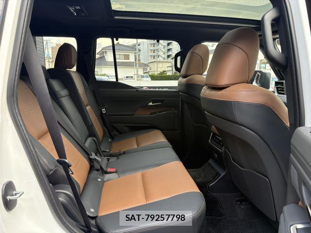 Lexus GX 2025-11 8562422-7