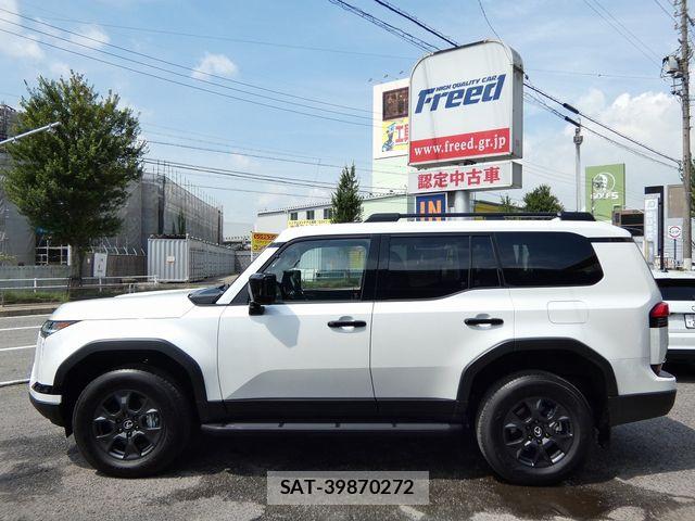 Lexus GX 2025-07 8659915-6