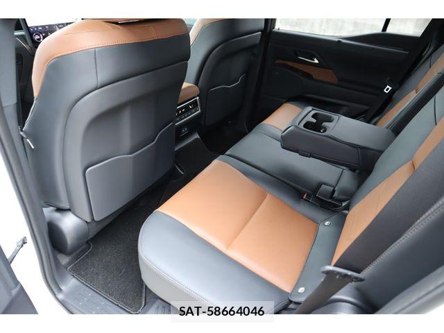 Lexus GX 2025-09 8780844-11