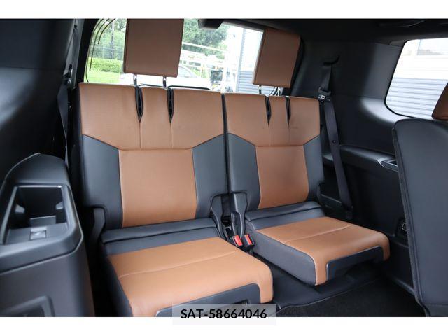 Lexus GX 2025-09 8780844-12