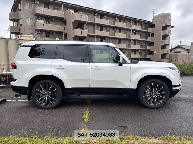Lexus GX 2025-09 8796457-4