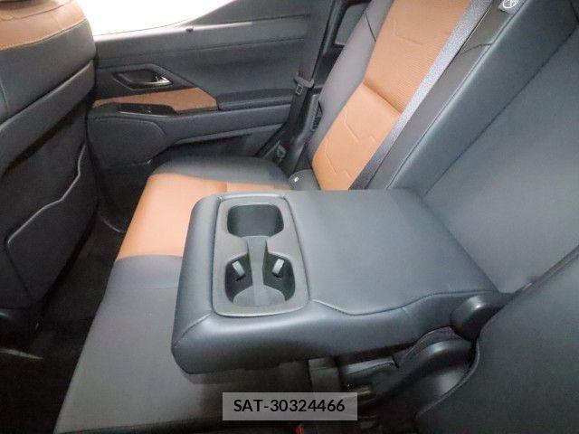 Lexus GX 2025-09 8829935-12
