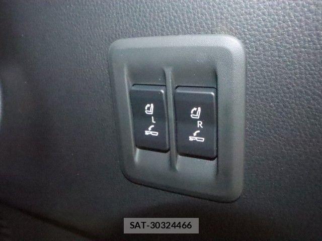 Lexus GX 2025-09 8829935-15