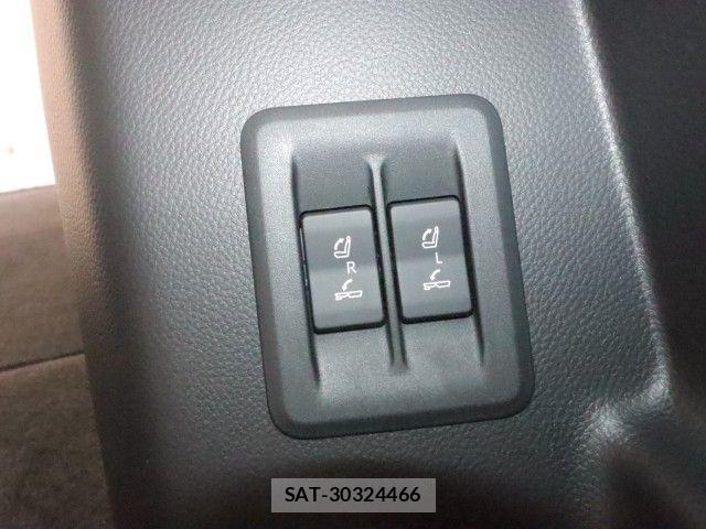 Lexus GX 2025-09 8829935-17