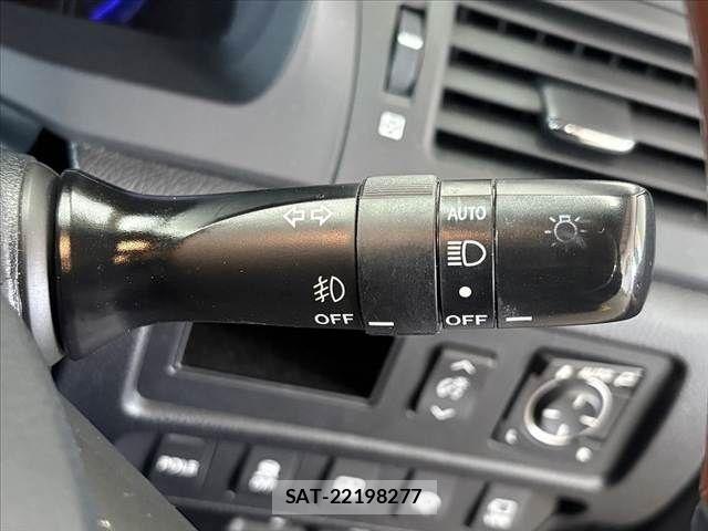 Lexus HS 2010-04 769232-25
