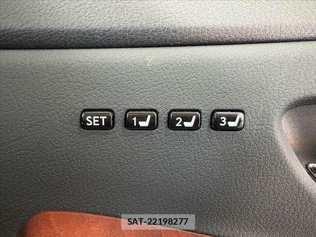 Lexus HS 2010-04 769232-27