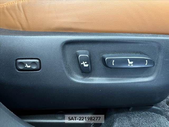 Lexus HS 2010-04 769232-5