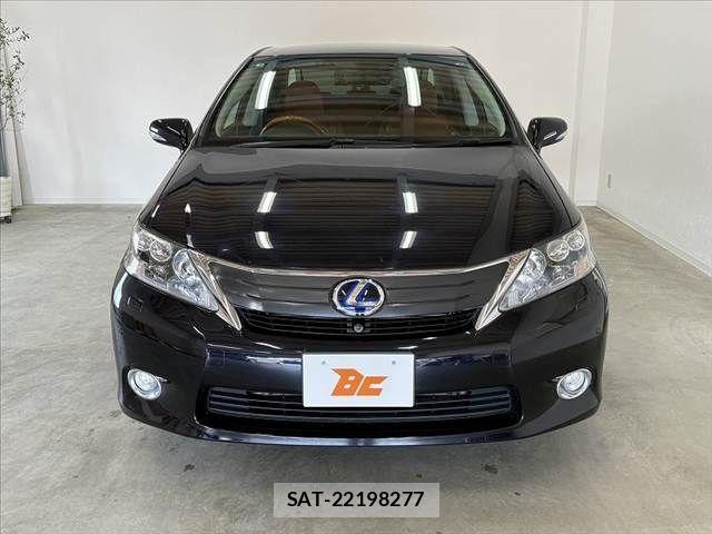 Lexus HS 2010-04 769232-8