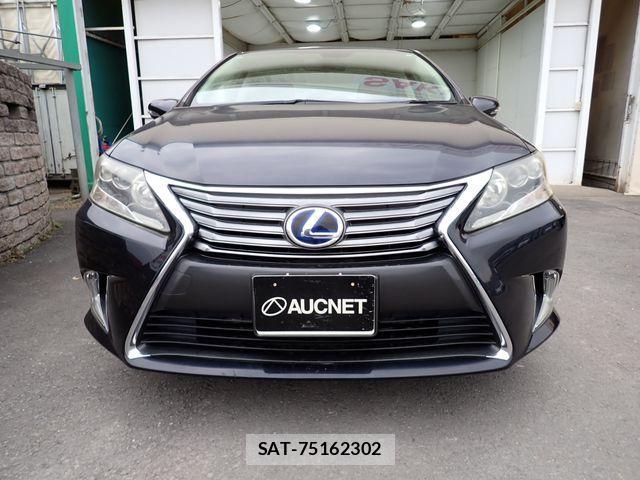 Lexus HS 2013-07 3674462-5