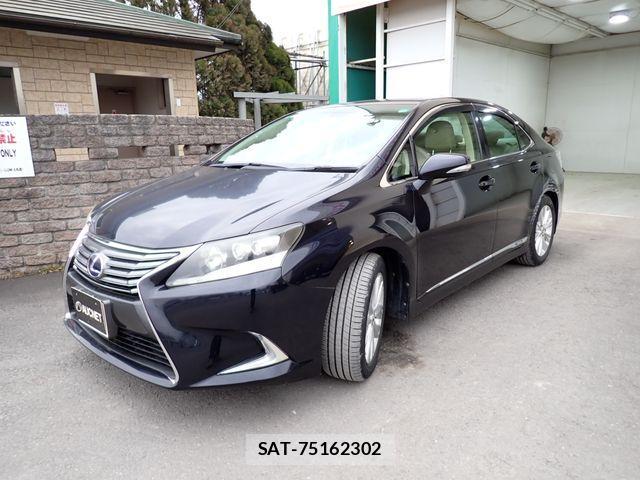 Lexus HS 2013-07 3674462-6