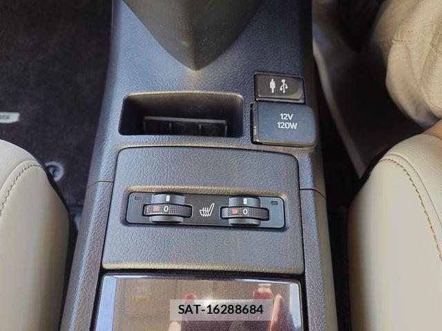 Lexus HS 2014-07 4326165-18