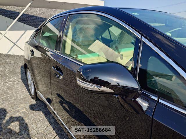 Lexus HS 2014-07 4326165-4