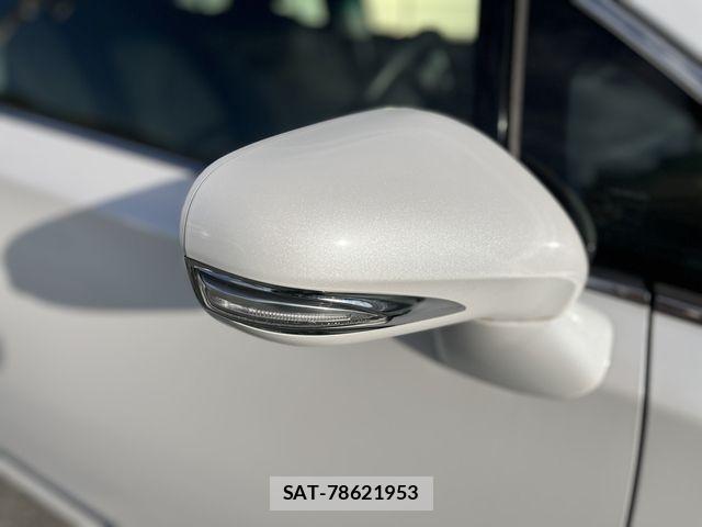 Lexus HS 2015-03 4595391-24