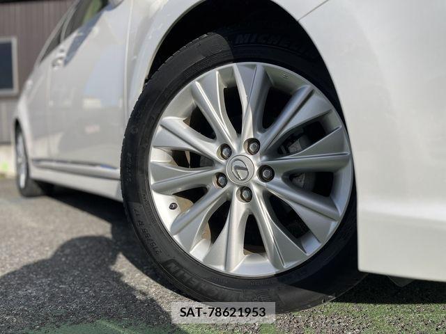 Lexus HS 2015-03 4595391-26