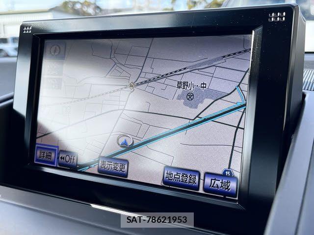 Lexus HS 2015-03 4595391-4