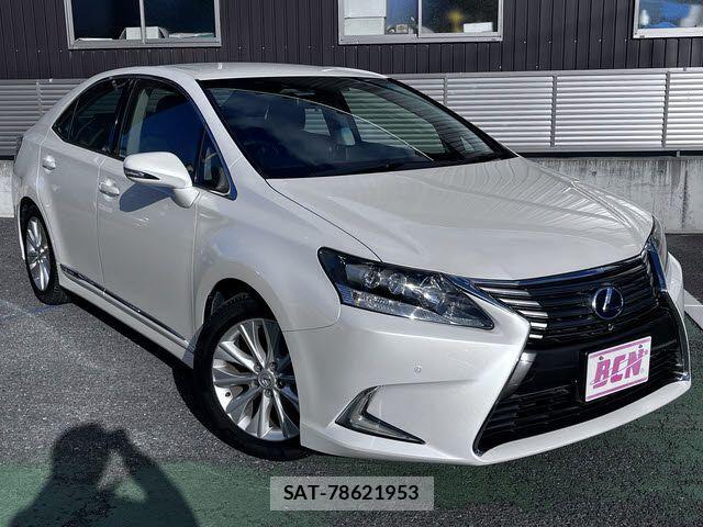 Lexus HS 2015-03 4595391-6
