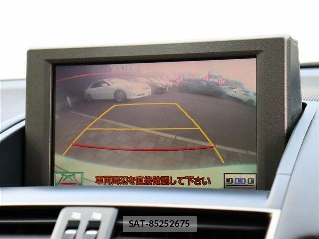 Lexus HS 2012-01 4964138-9