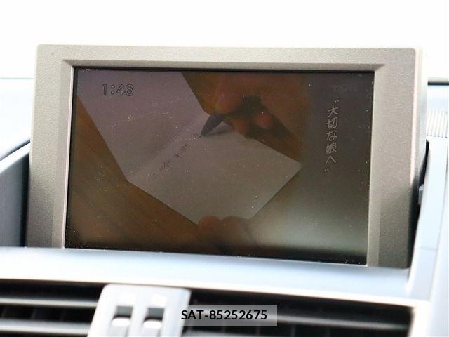Lexus HS 2012-01 4964138-11