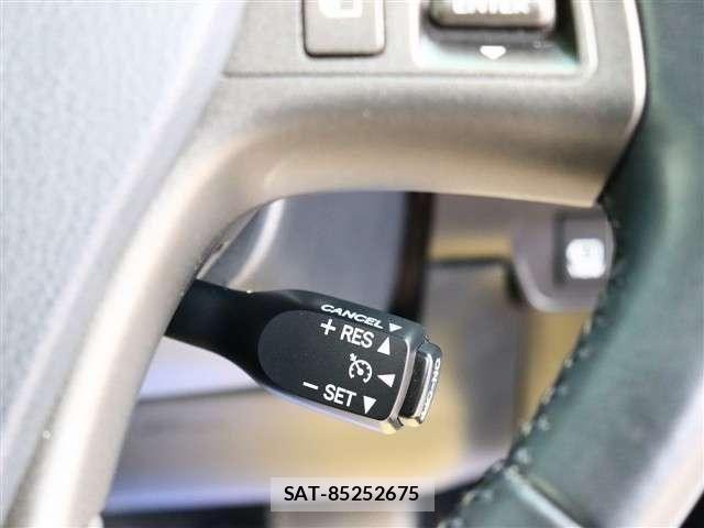 Lexus HS 2012-01 4964138-25