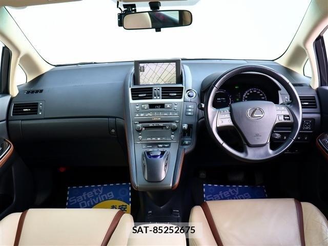 Lexus HS 2012-01 4964138-6