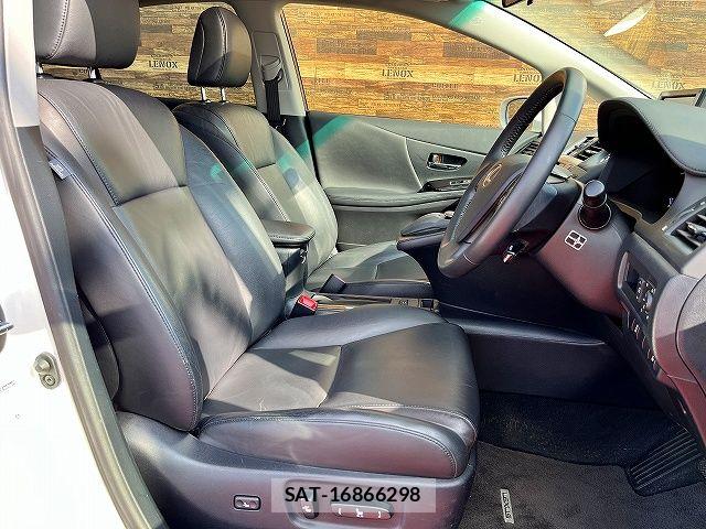 Lexus HS 2014-12 5870820-3