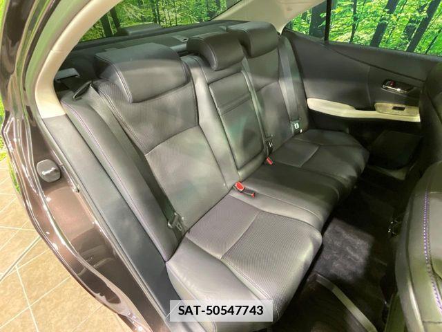 Lexus HS 2014-12 5870806-8