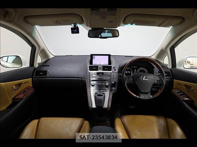 Lexus HS 2013-04 5870823-2