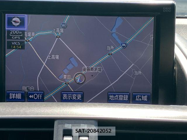 Lexus HS 2013-07 6545529-14