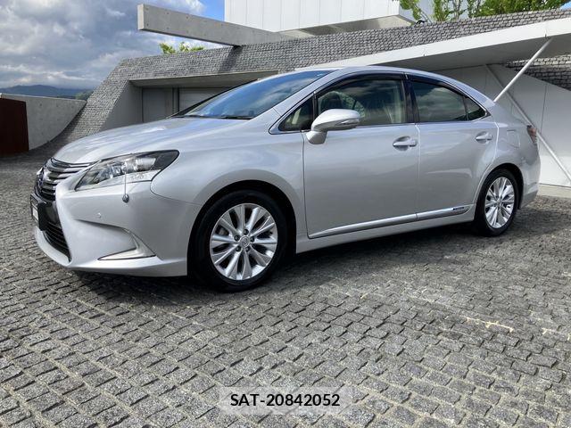Lexus HS 2013-07 6545529-1