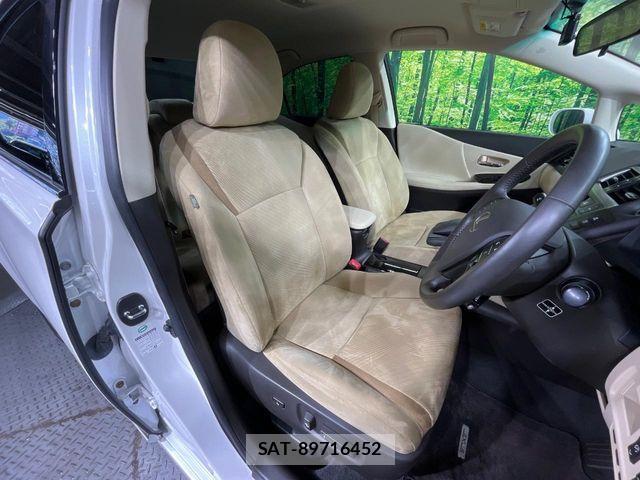 Lexus HS 2014-12 6907671-7