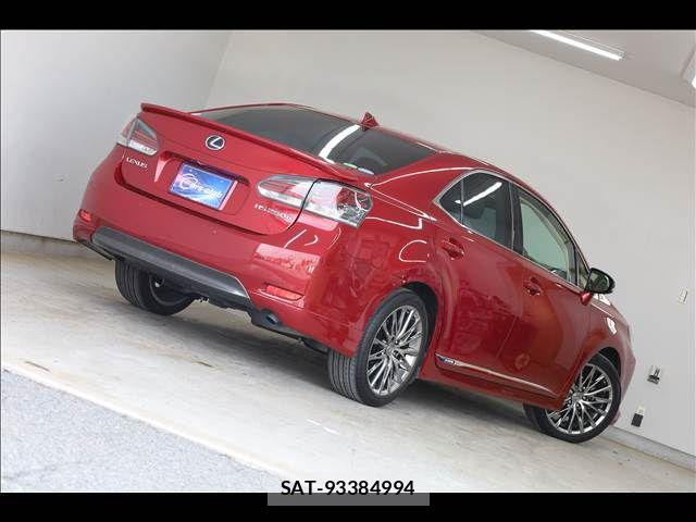 Lexus HS 2016-05 6907673-11