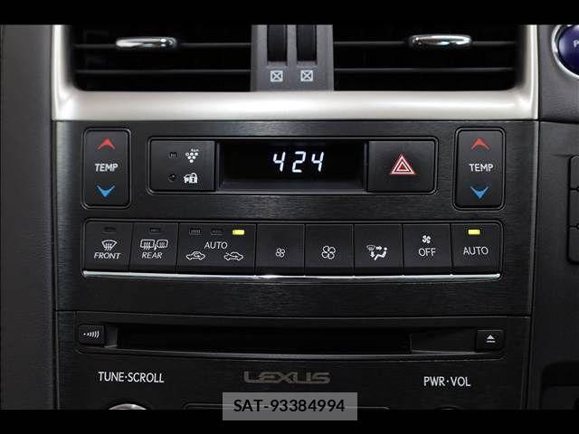 Lexus HS 2016-05 6907673-16