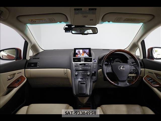 Lexus HS 2016-05 6907673-2