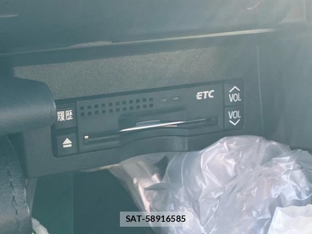 Lexus HS 2011-11 6907676-10