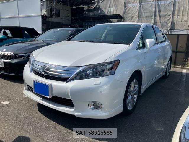 Lexus HS 2011-11 6907676-1